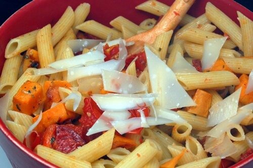 Penne met zoete aardappel en chorizo